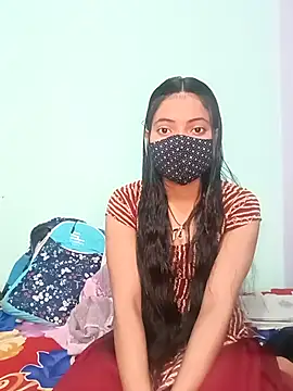 Snapshot of 18_year_old_girl chatting on February 2026 03:07:01 AM 18 year old girl online show from February 2026 03:07:01 AM