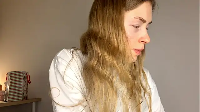 Snapshot of Flexiblegirl chatting on February 2026 04:05:02 PM Flexiblegirl online show from February 2026 04:05:02 PM