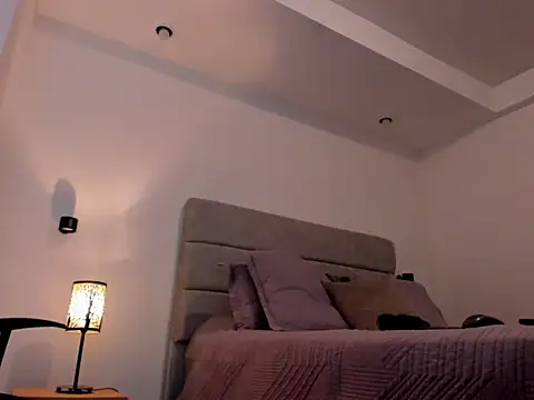 chris morgan7 online show from April 2026 08:50:01 PM