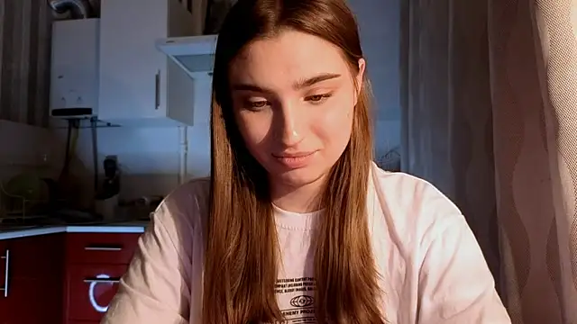 LissaBliss online show from April 2026 07:58:02 PM