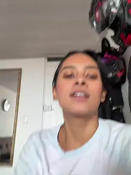 LunaHeat online show from March 2026 01:33:01 PM