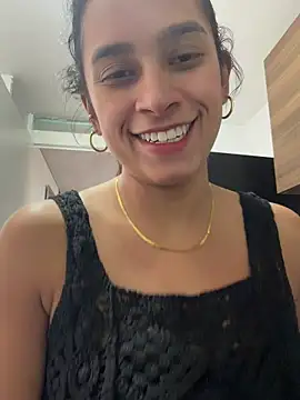 LunaHeat online show from April 2026 05:36:01 PM