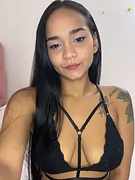 Maria x Alejandra online show from June 2026 08:22:02 PM