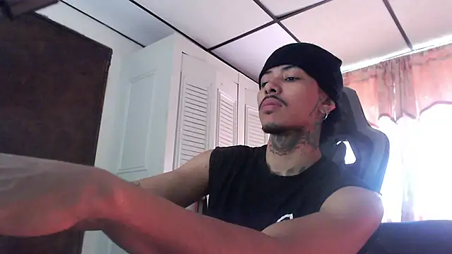 D3v1L88 online show from April 2026 07:22:01 PM