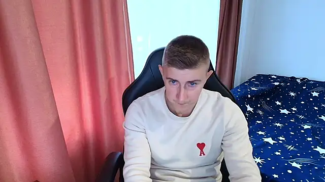 Snapshot of TodMusclePower9 chatting on February 2026 09:40:01 AM TodMusclePower9 online show from February 2026 09:40:01 AM