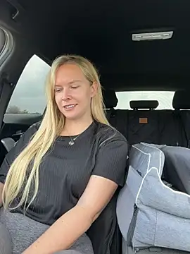 Ellie-rosee online show from March 2026 07:01:01 AM