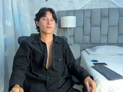 Snapshot of SalvatoreBenford chatting on February 2026 05:16:02 AM SalvatoreBenford online show from February 2026 05:16:02 AM