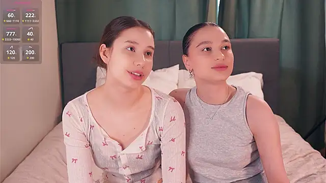 Snapshot of ZofiaSoshnik chatting on March 2026 09:05:01 AM ZofiaSoshnik online show from March 2026 09:05:01 AM