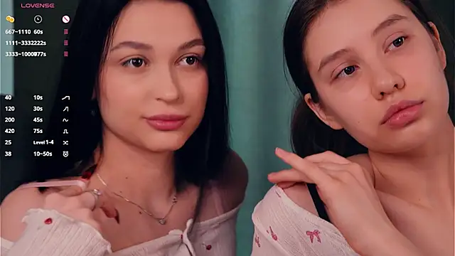 Snapshot of ZofiaSoshnik chatting on March 2026 07:12:02 AM ZofiaSoshnik online show from March 2026 07:12:02 AM