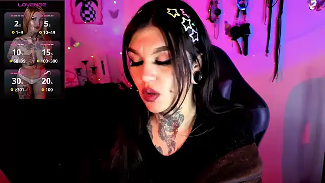 Zoeee 001 online show from March 2026 04:16:01 AM