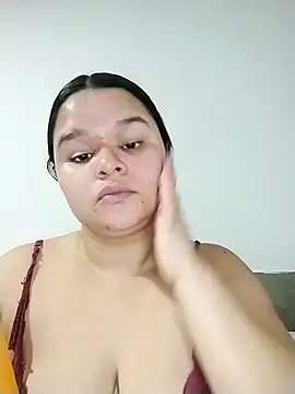 SamanthaStonee online show from March 2026 08:45:01 PM