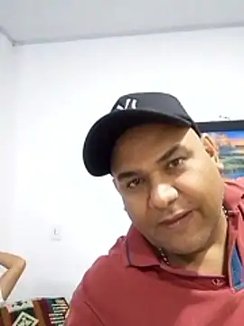 wessAndSandri online show from February 2026 11:12:01 PM