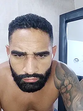 Lucius40 online show from February 2026 04:54:01 AM