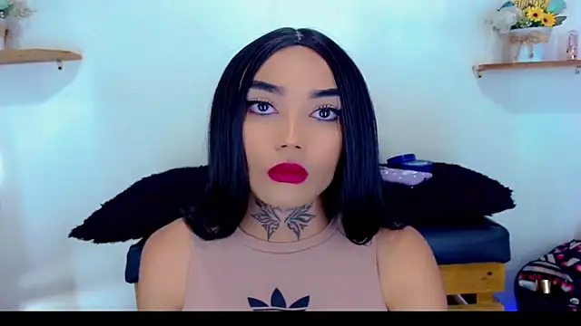 Darianna Atehortua online show from March 2026 09:08:01 PM