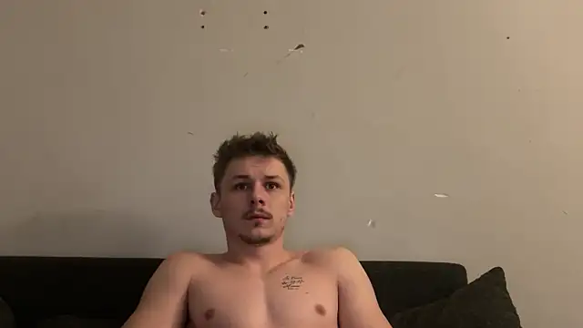 Lucas328706 online show from February 2026 01:18:01 PM