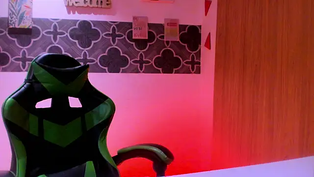 Cristhian Dirty online show from February 2026 11:11:02 PM