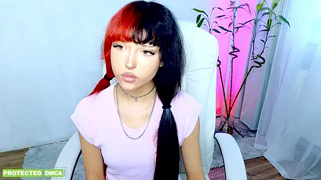   Amiraa online show from March 2026 11:27:02 AM