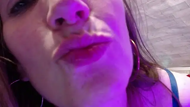 Roxxxanne069 online show from February 2026 06:11:01 AM