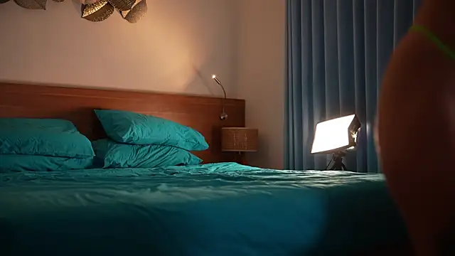 Sarah Pink online show from February 2026 02:07:02 PM