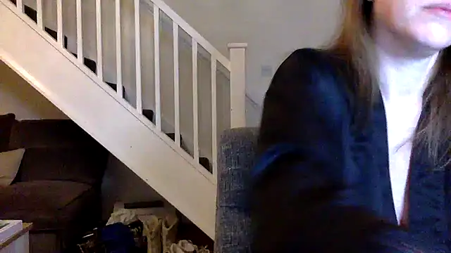 Snapshot of ElizabethArden42- chatting on February 2026 07:12:01 PM ElizabethArden42- online show from February 2026 07:12:01 PM