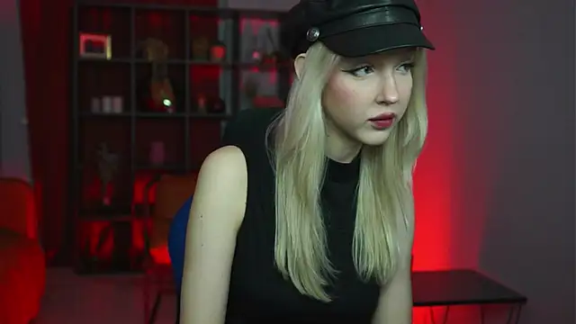 Snapshot of MaoqiBeverly chatting on February 2026 06:34:02 PM MaoqiBeverly online show from February 2026 06:34:02 PM