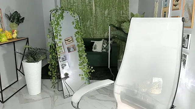 MaoqiBeverly online show from April 2026 05:10:02 AM