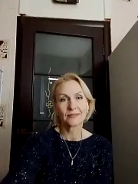 Snapshot of MichelleSolis chatting on February 2026 01:51:01 PM MichelleSolis online show from February 2026 01:51:01 PM