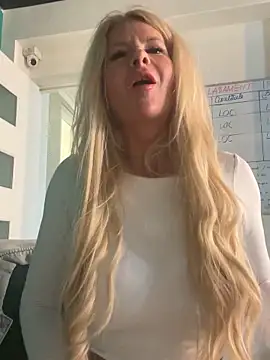 TatianaNova online show from April 2026 04:53:02 PM