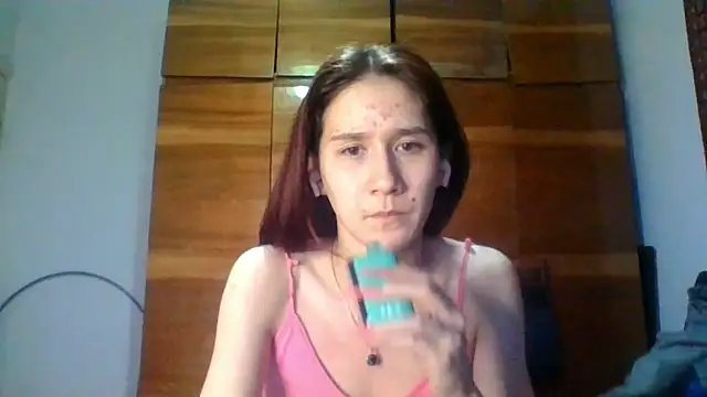 NickiKisinger online show from May 2026 07:04:01 AM