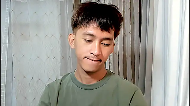  andrie69  online show from April 2026 11:35:02 AM