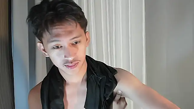  andrie69  online show from May 2026 01:52:01 PM