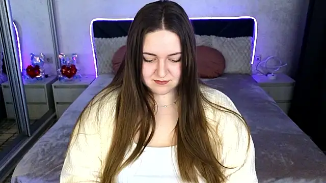 Eva Luxx online show from March 2026 03:04:01 PM