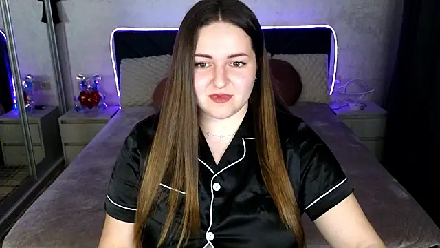 Eva Luxx online show from March 2026 11:04:02 PM