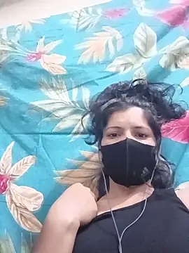 Snapshot of RoxyQueenX chatting on March 2026 03:58:01 PM RoxyQueenX online show from March 2026 03:58:01 PM