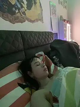 Just-Lilly online show from April 2026 02:03:02 PM