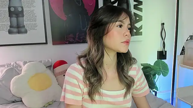 Hey lucy   online show from April 2026 11:25:02 AM