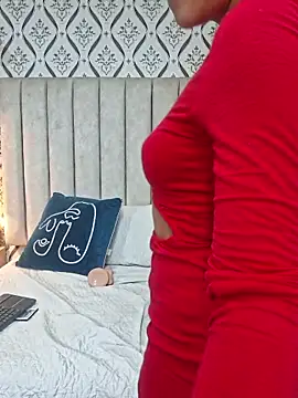 Eva Monroes online show from April 2026 04:26:02 PM