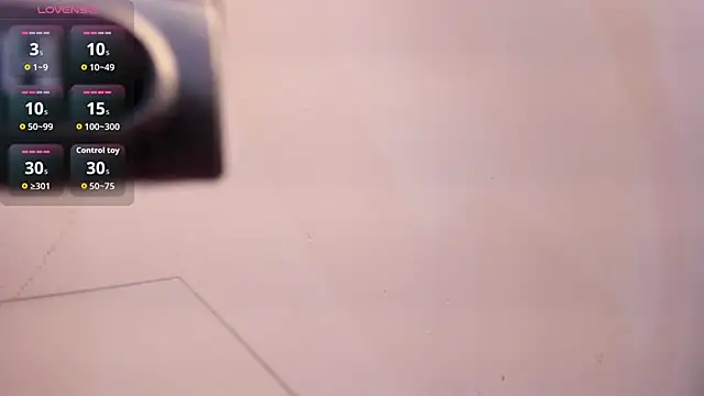 Snapshot of Lucia_velez chatting on February 2026 02:26:01 AM Lucia velez online show from February 2026 02:26:01 AM