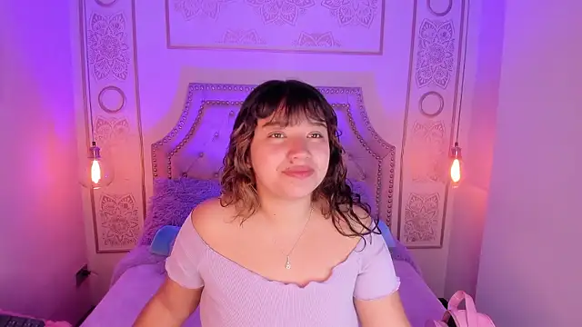 Snapshot of Honny_Blaice_ chatting on February 2026 12:32:02 PM Honny Blaice online show from February 2026 12:32:02 PM