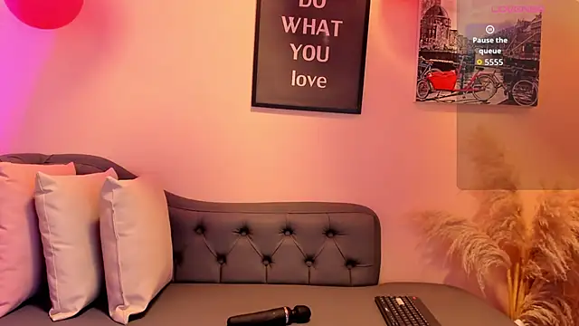 Snapshot of Alison_bellee chatting on February 2026 10:11:02 AM Alison bellee online show from February 2026 10:11:02 AM