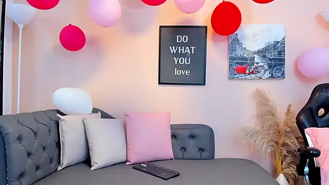 Snapshot of Alison_bellee chatting on February 2026 10:44:02 AM Alison bellee online show from February 2026 10:44:02 AM