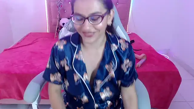 snowhot-69 online show from May 2026 09:06:01 AM