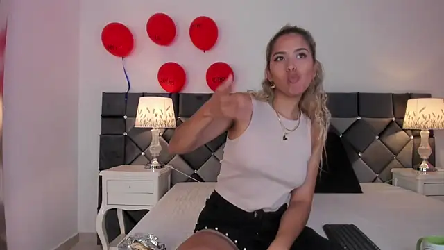  Giorgiina  online show from February 2026 12:56:02 PM