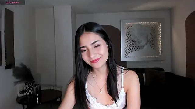 LucieMartin online show from February 2026 05:11:01 PM