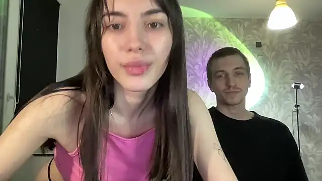 sweetiepipe online show from April 2026 12:03:02 PM