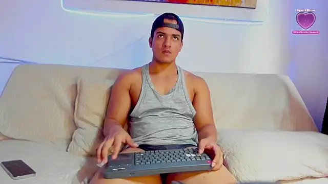 Snapshot of jhon_nicolas chatting on February 2026 09:34:01 PM jhon nicolas online show from February 2026 09:34:01 PM