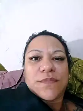 Snapshot of Dafne_77 chatting on May 2026 05:04:01 AM Dafne 77 online show from May 2026 05:04:01 AM