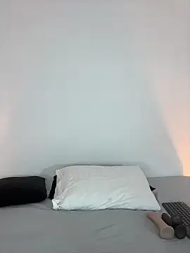 Snapshot of SaraBellini chatting on February 2026 07:11:01 PM SaraBellini online show from February 2026 07:11:01 PM