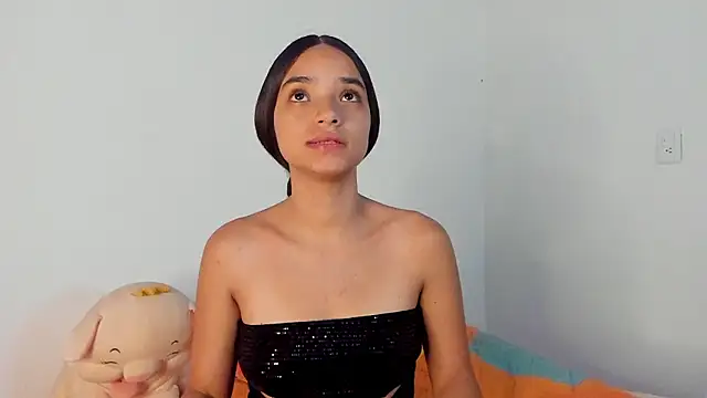 Snapshot of Lilith_pink29 chatting on February 2026 02:04:02 AM Lilith pink29 online show from February 2026 02:04:02 AM