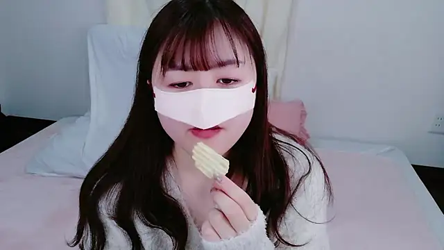 Snapshot of Anzu_25 chatting on February 2026 09:32:02 AM Anzu 25 online show from February 2026 09:32:02 AM